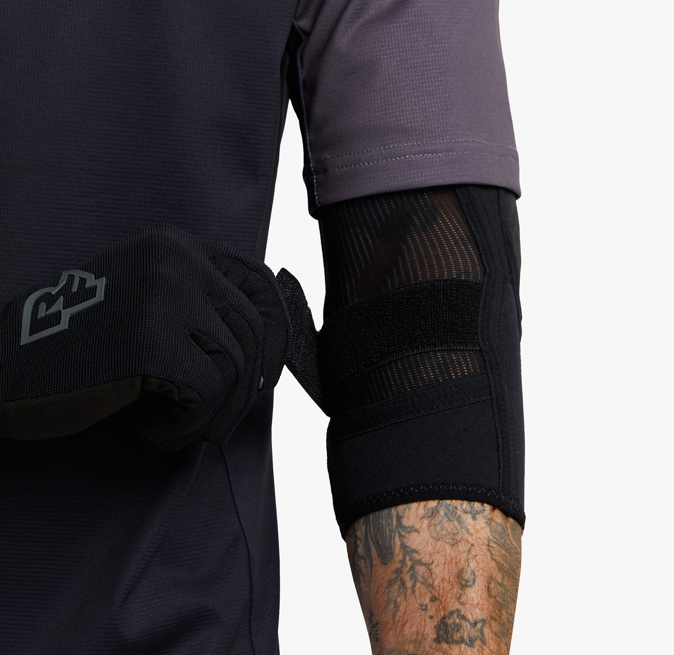 AMBUSH ELBOW PAD