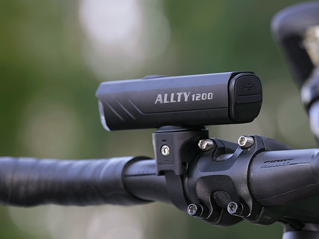 MAGICSHINE FRONT LIGHT ALLTY 1200 GARMIN AND GOPRO MOUNTS INCLUDED IPX7 USB-C