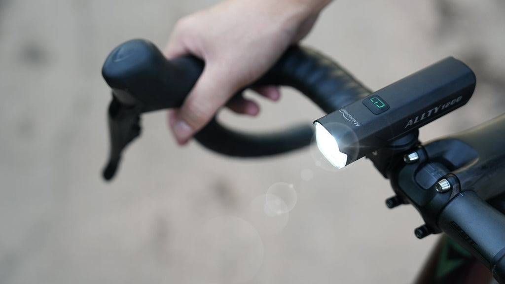 MAGICSHINE FRONT LIGHT ALLTY 1200 GARMIN AND GOPRO MOUNTS INCLUDED IPX7 USB-C