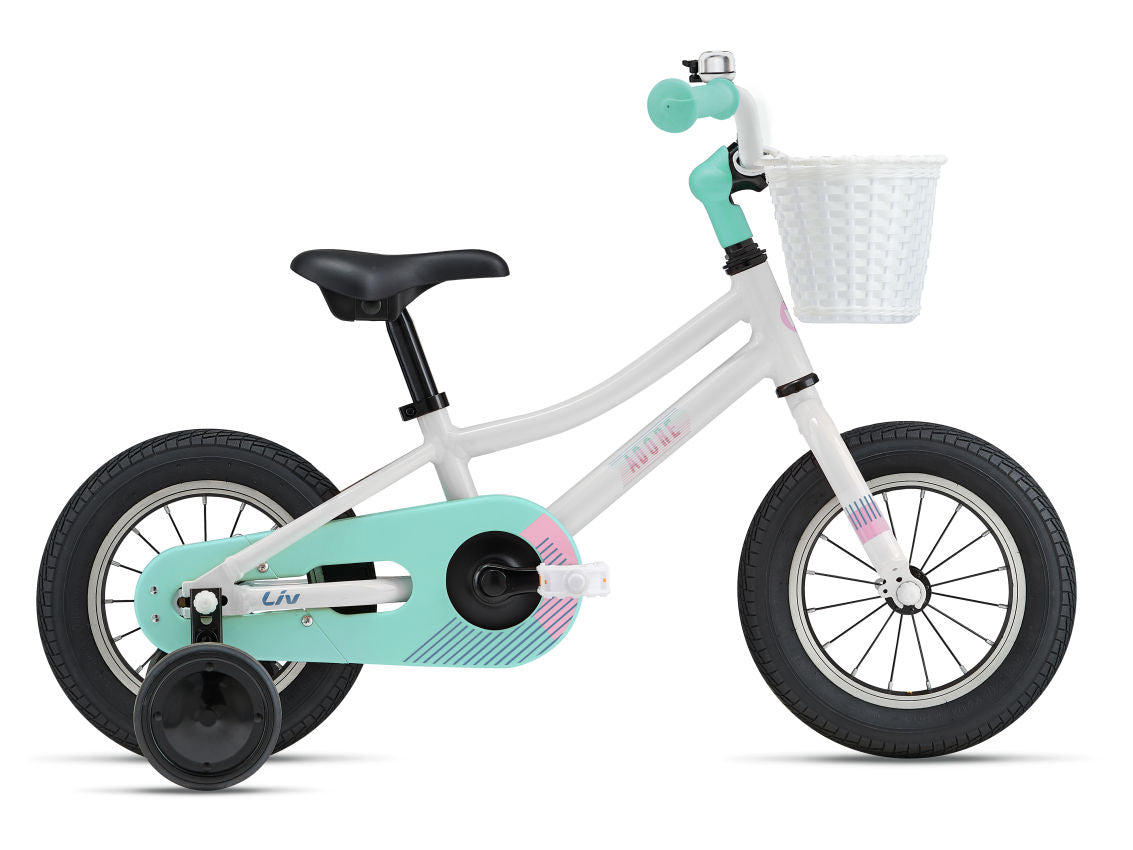 12 LIV 2024 ADORE C/B WHITE