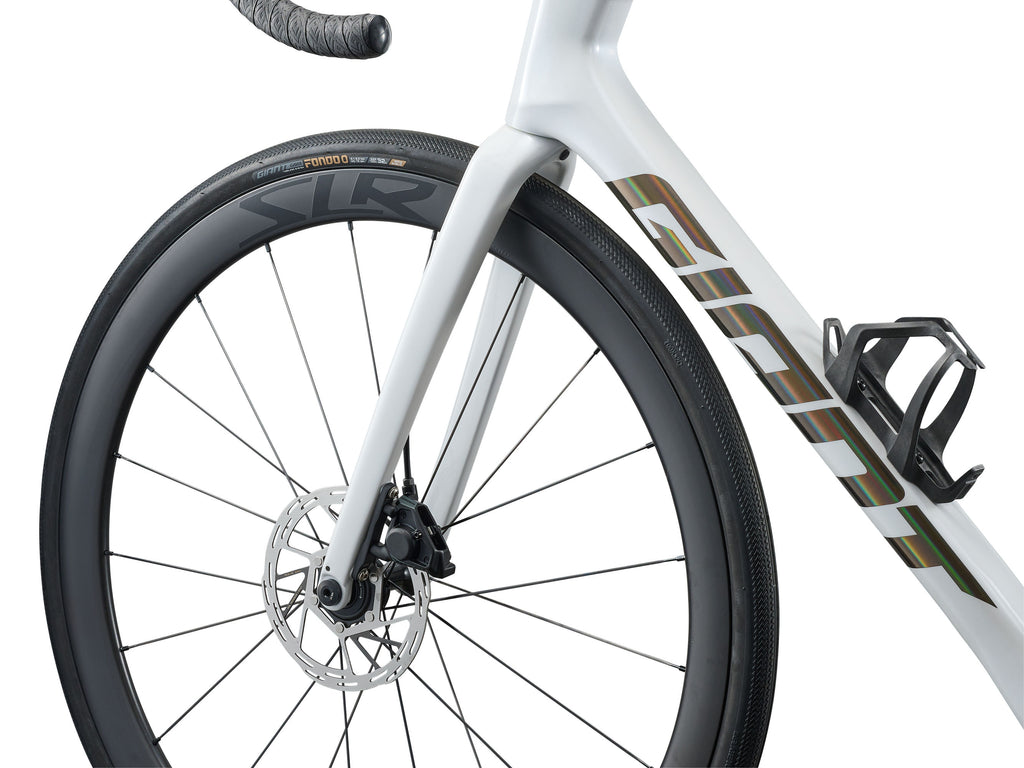 Defy Advanced Pro 1