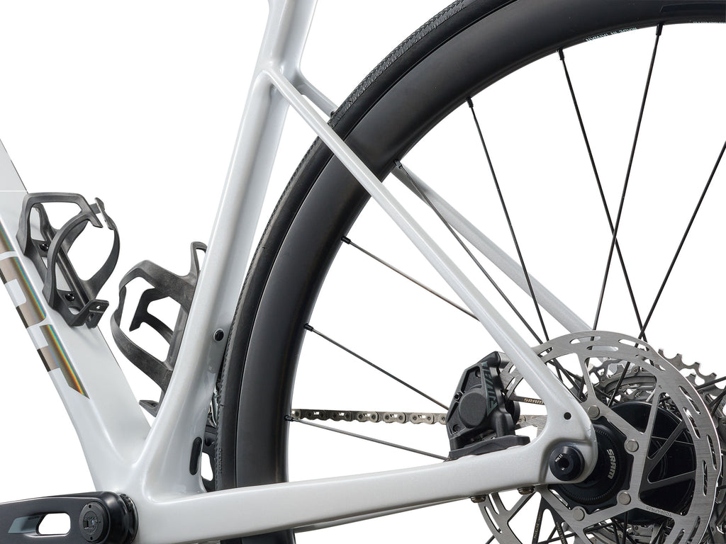 Defy Advanced Pro 1